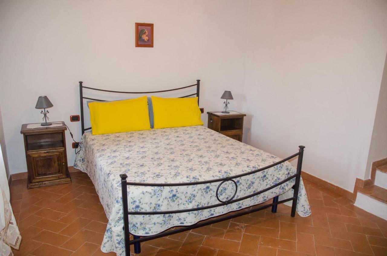 Agriturismo Podere Casano Radicofani Eksteriør billede